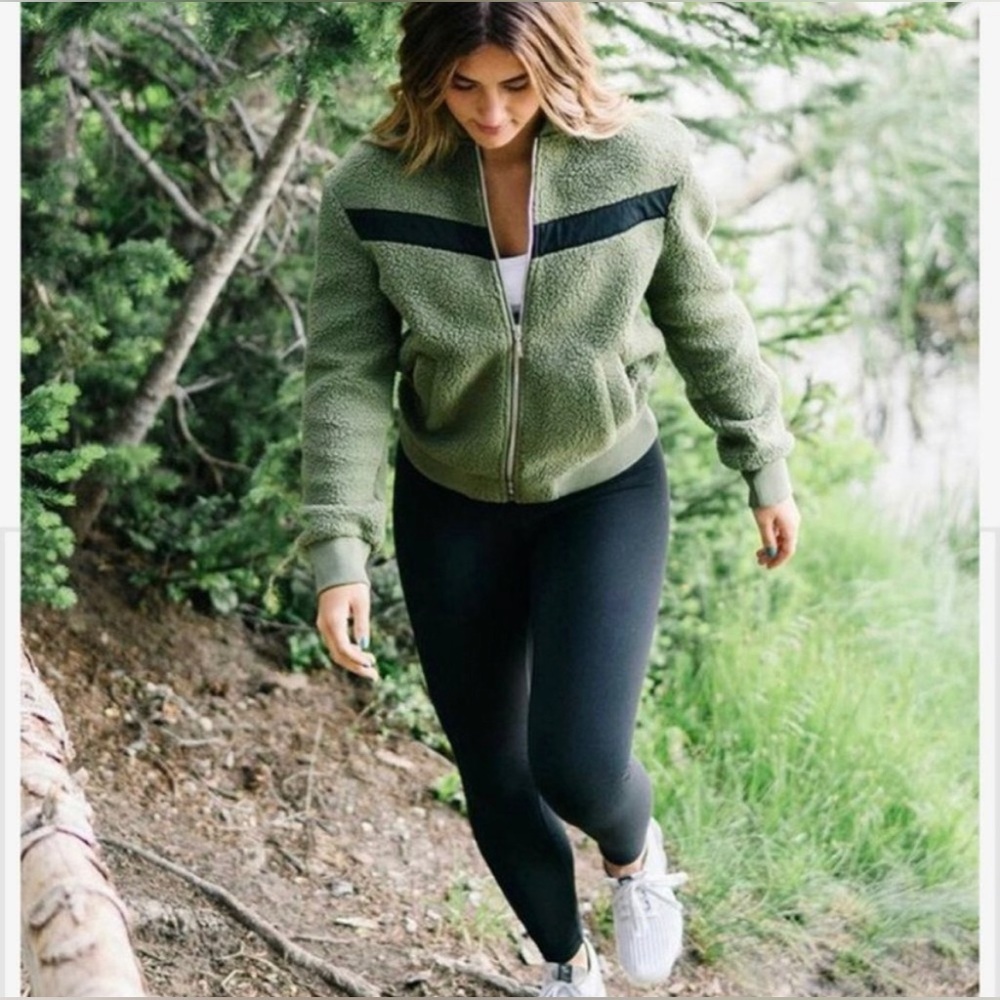 Zyia Active Olive Green Flying V Fleece Bomber Jacket Size Small - Picture 2 of 9